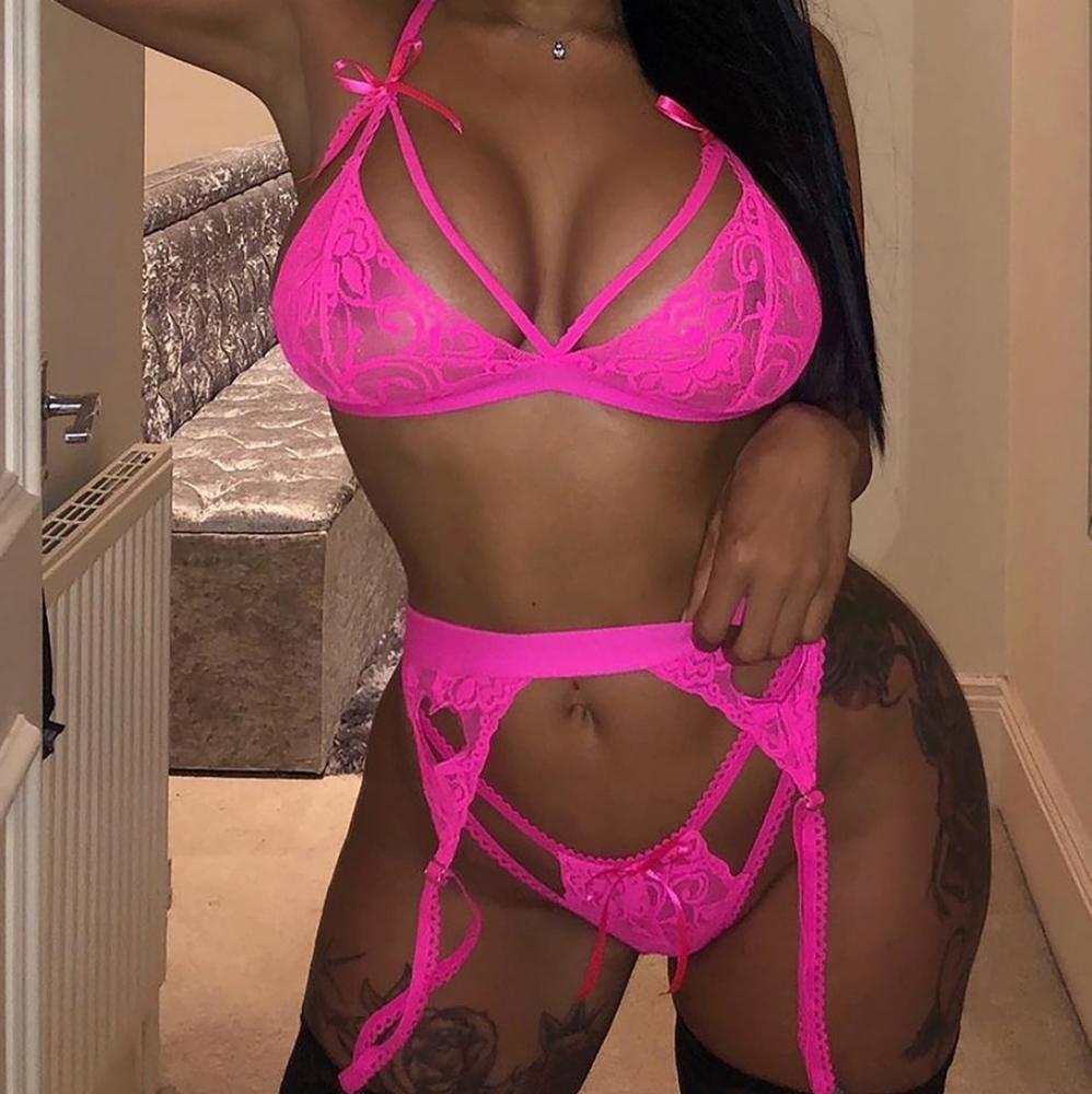 Garter set